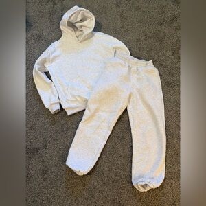 Comfrt Signature Set Hoodie and Sweats